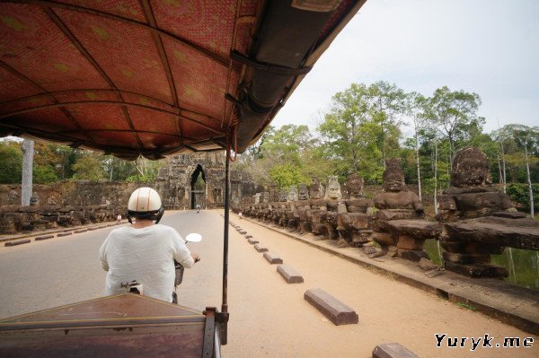 Ангкор Тхом: Южные ворота