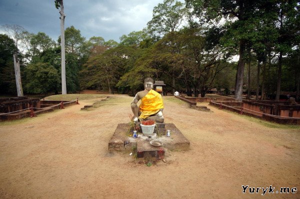 Ангкор Тхом: статуя Прокаженного Короля