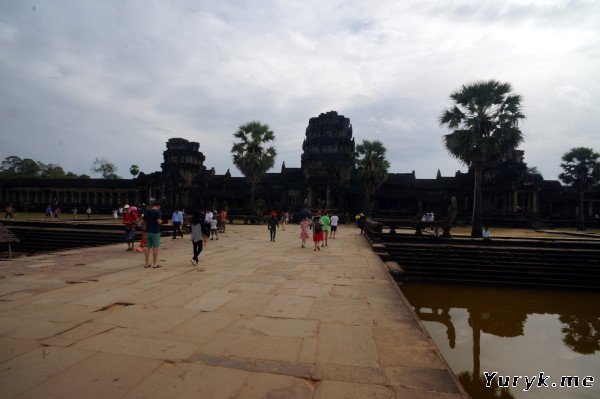 Вход в Ангкор Ват